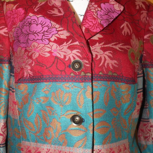 Coldwater Creek Colorful Tapestry 3 button Blazer Size 14 Petiite - Picture 2 of 10